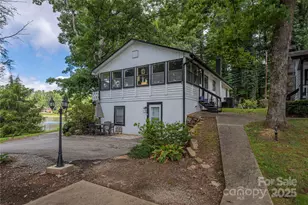 20 Lake Jordan Dr, Flat Rock, NC 28731 - Photo 16