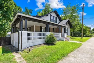 911 Wilson W Lee Blvd, Statesville, NC 28677 - Photo 2