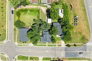 911 Wilson W Lee Blvd, Statesville, NC 28677 - Photo 36