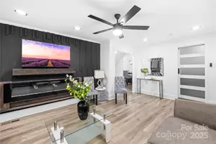 911 Wilson W Lee Blvd, Statesville, NC 28677 - Photo 8