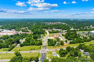 911 Wilson W Lee Blvd, Statesville, NC 28677 - Photo 38