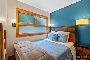 11 Pinewood Rd, Asheville, NC 28805 - Photo 16