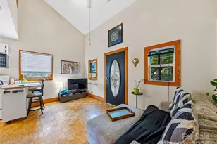 11 Pinewood Rd, Asheville, NC 28805 - Photo 8