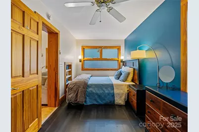 11 Pinewood Road, Asheville, NC 28805 - Photo 14