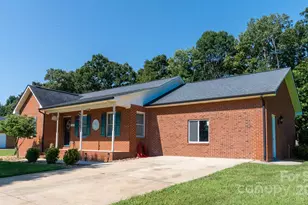 116 Green Meadow Ln, Statesville, NC 28625 - Photo 4