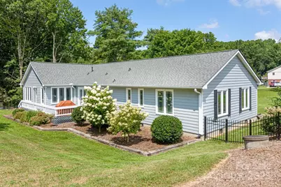 231 Kimberly Ann Drive, Hendersonville, NC 28792 - Photo 4