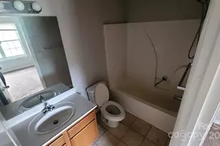 3129 Nevin Pl Dr, Charlotte, NC 28269 - Photo 8