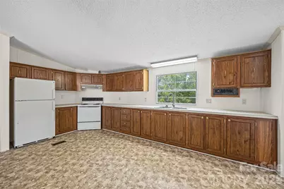 953 Bollinger Pond Drive, Clover, SC 29710 - Photo 8