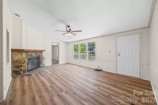 953 Bollinger Pond Dr, Clover, SC 29710 - Photo 6