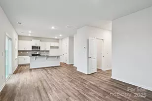 7648 Bainbridge Rd, Sherrills Ford, NC 28673 - Photo 4