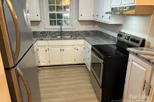 2227 Rexford Rd, Charlotte, NC 28211 - Photo 14