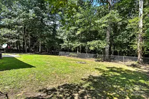 2734 Orangewood Ln, Newton, NC 28658 - Photo 30