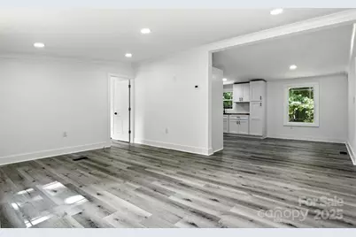 2734 Orangewood Lane, Newton, NC 28658 - Photo 6