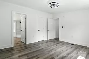 2734 Orangewood Ln, Newton, NC 28658 - Photo 16