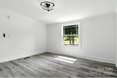 2734 Orangewood Lane, Newton, NC 28658 - Photo 18