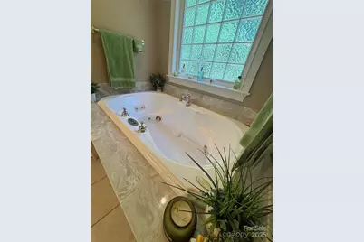 2911 Weatherfield Drive, Lincolnton, NC 28092 - Photo 22