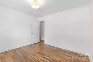 9027 Leah Meadow Ln, Charlotte, NC 28227 - Photo 30