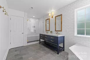 9027 Leah Meadow Ln, Charlotte, NC 28227 - Photo 18