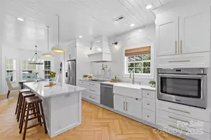 9027 Leah Meadow Ln, Charlotte, NC 28227 - Photo 4