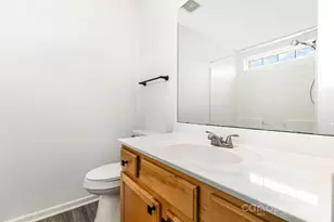 9341 Meadowmont View Dr, Charlotte, NC 28269 - Photo 16