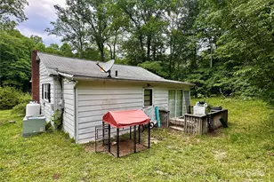 5203 Old Nc 18 Rd, Connelly Springs, NC 28612 - Photo 8