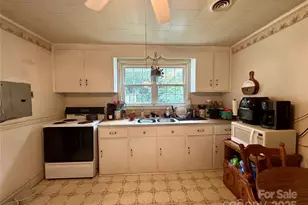 5203 Old Nc 18 Rd, Connelly Springs, NC 28612 - Photo 26