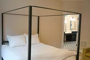 11 Town Cir, Flat Rock, NC 28731 - Photo 10