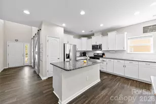 208 Paradise Hills Cir, Mooresville, NC 28115 - Photo 10