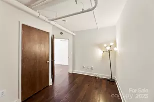 715 N Graham St, Charlotte, NC 28202 - Photo 16