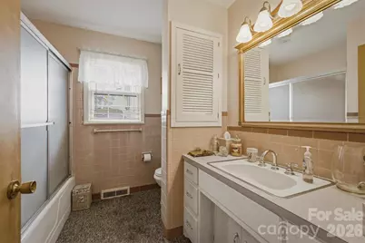 141 Maehill Place SW, Lenoir, NC 28645 - Photo 20