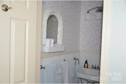 427 Pee Dee Avenue, Albemarle, NC 28001 - Photo 30