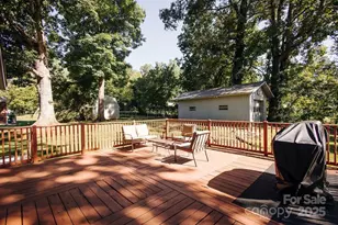 90 Long St, Marion, NC 28752 - Photo 4