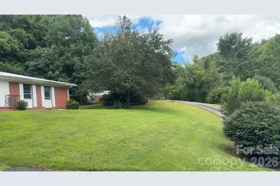 456 Duck Branch, Bakersville, NC 28705 - Photo 2