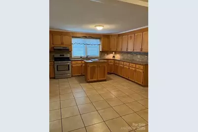 110 N Davis Street, Dallas, NC 28034 - Photo 8