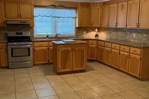 110 N Davis St, Dallas, NC 28034 - Photo 8