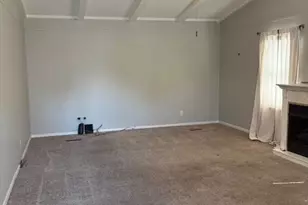 110 N Davis St, Dallas, NC 28034 - Photo 6