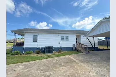 110 N Davis Street, Dallas, NC 28034 - Photo 4