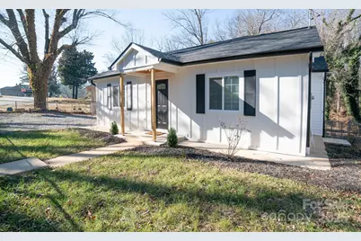 605 Vance Street NW, Lenoir, NC 28645 - Photo 1