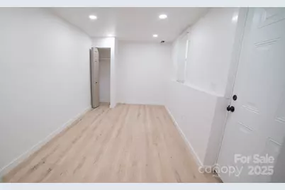 605 Vance Street NW, Lenoir, NC 28645 - Photo 18