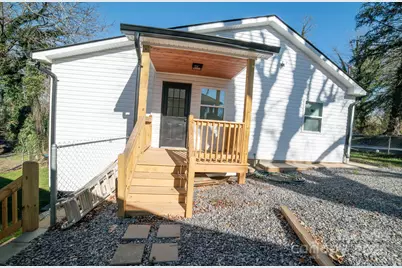 605 Vance Street NW, Lenoir, NC 28645 - Photo 2