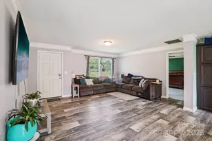 213 Big Oak Rd, Hendersonville, NC 28792 - Photo 6