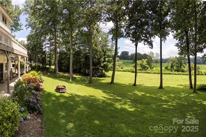 350 Winding Way Lane, Hendersonville, NC 28792 - Photo 36