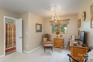 350 Winding Way Ln, Hendersonville, NC 28792 - Photo 26