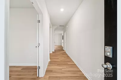 7636 Bainbridge Road, Sherrills Ford, NC 28673 - Photo 2