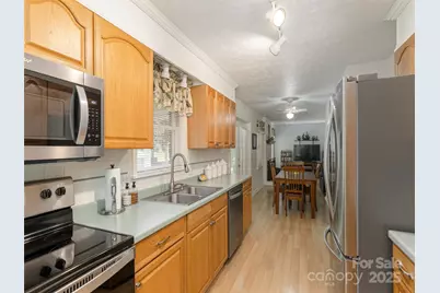 149 Long John Drive, Hendersonville, NC 28791 - Photo 14