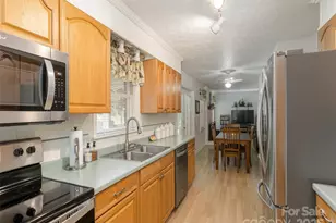 149 Long John Dr, Hendersonville, NC 28791 - Photo 14