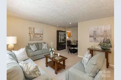 149 Long John Drive, Hendersonville, NC 28791 - Photo 8