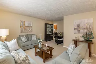 149 Long John Dr, Hendersonville, NC 28791 - Photo 8