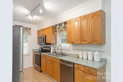 149 Long John Drive, Hendersonville, NC 28791 - Photo 12