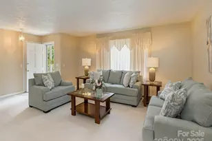 149 Long John Dr, Hendersonville, NC 28791 - Photo 6